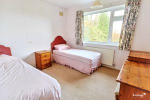 Photo 16- click for photo gallery